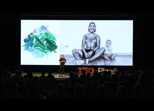 (Ne)buď jak z divokejch vajec! | Radek Laci | TEDxPlzeň